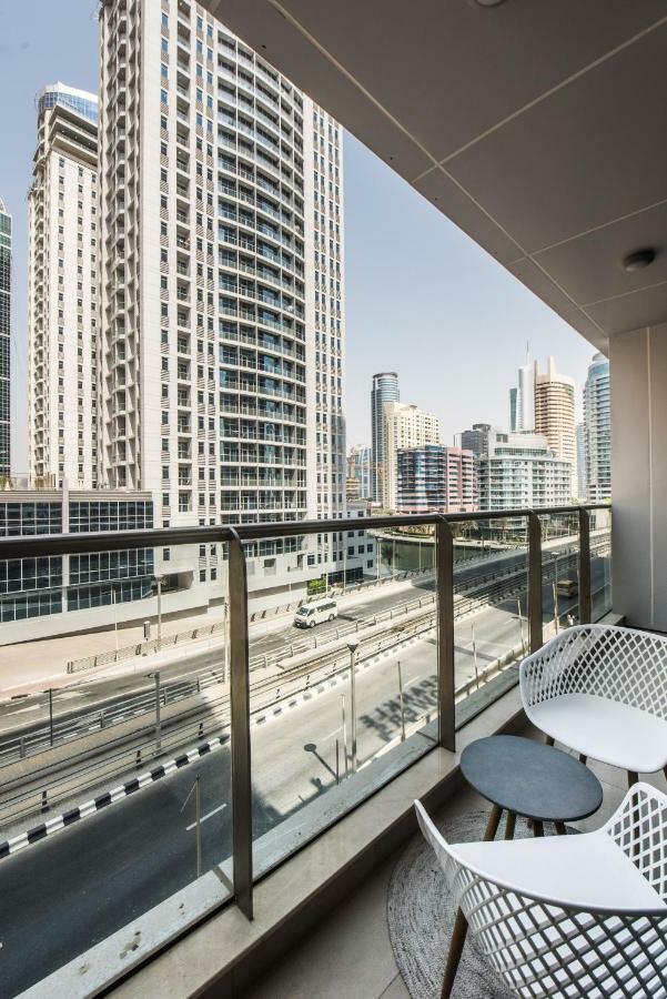 Fantastay Sparkle Tower One Bedroom Suite Marina View Dubaï Extérieur photo