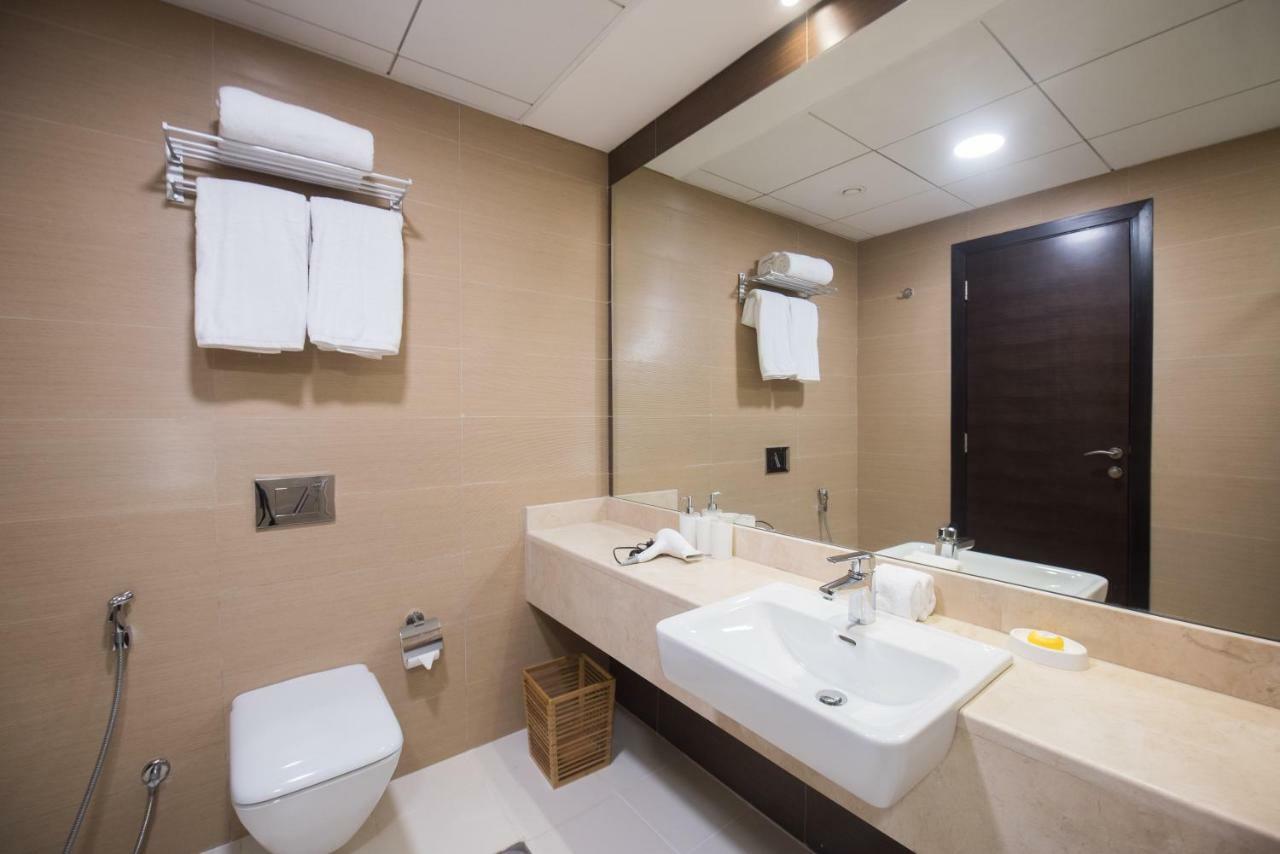 Fantastay Sparkle Tower One Bedroom Suite Marina View Dubaï Extérieur photo