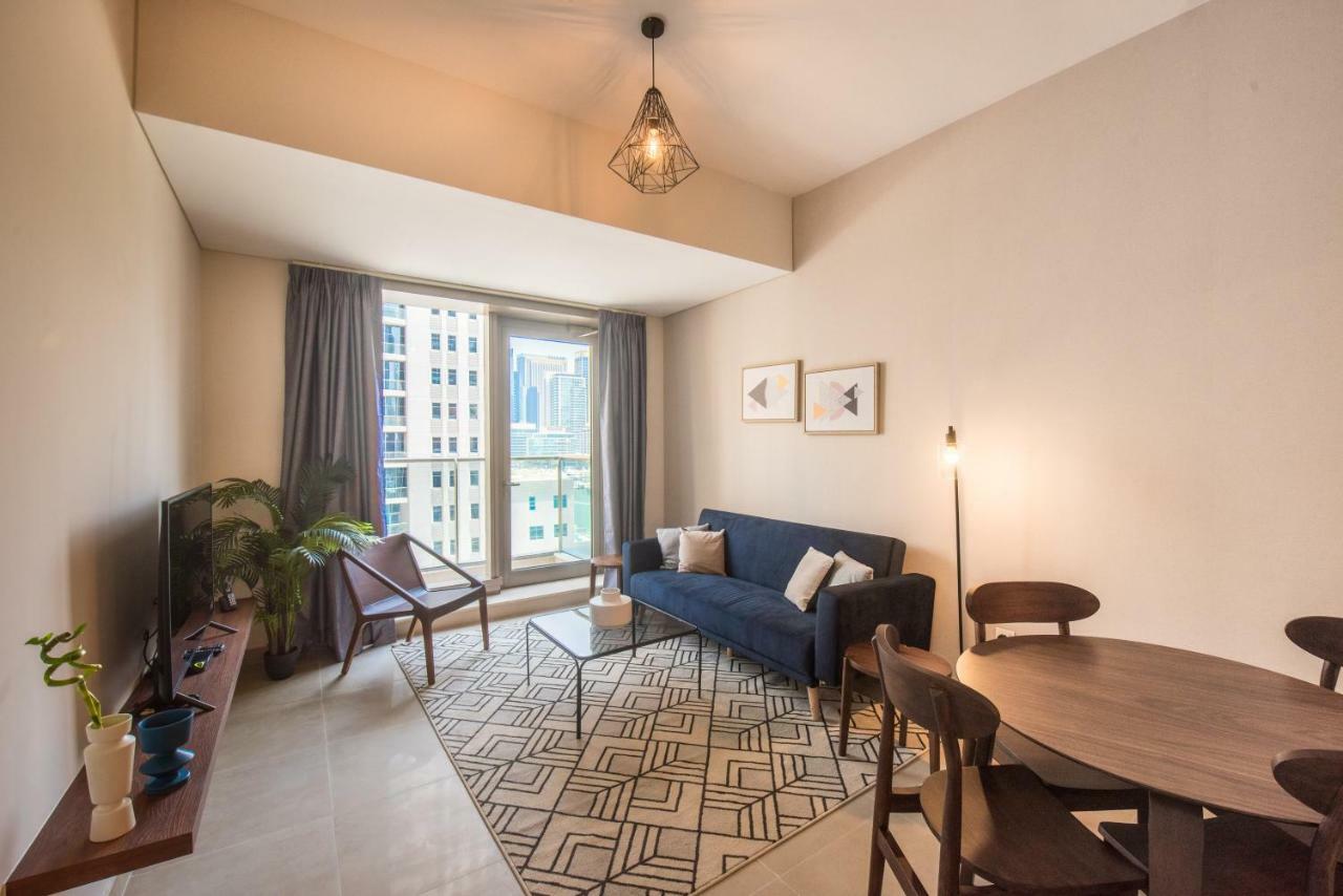 Fantastay Sparkle Tower One Bedroom Suite Marina View Dubaï Extérieur photo